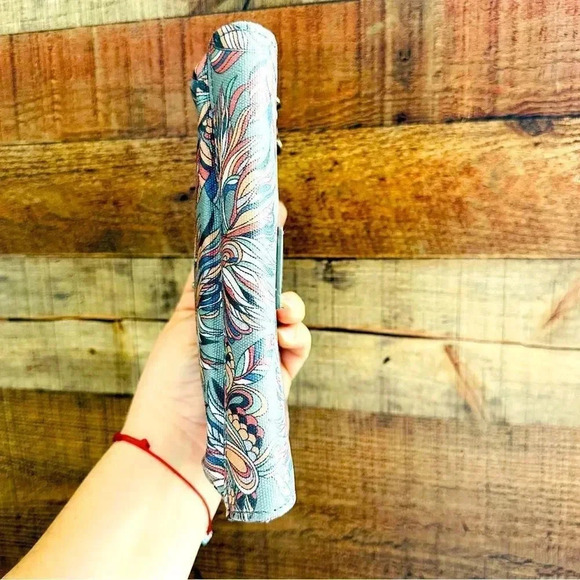 NWOT Sakroots Artist Circle Smartphone Wallet/Wristlet - Picture 10 of 13